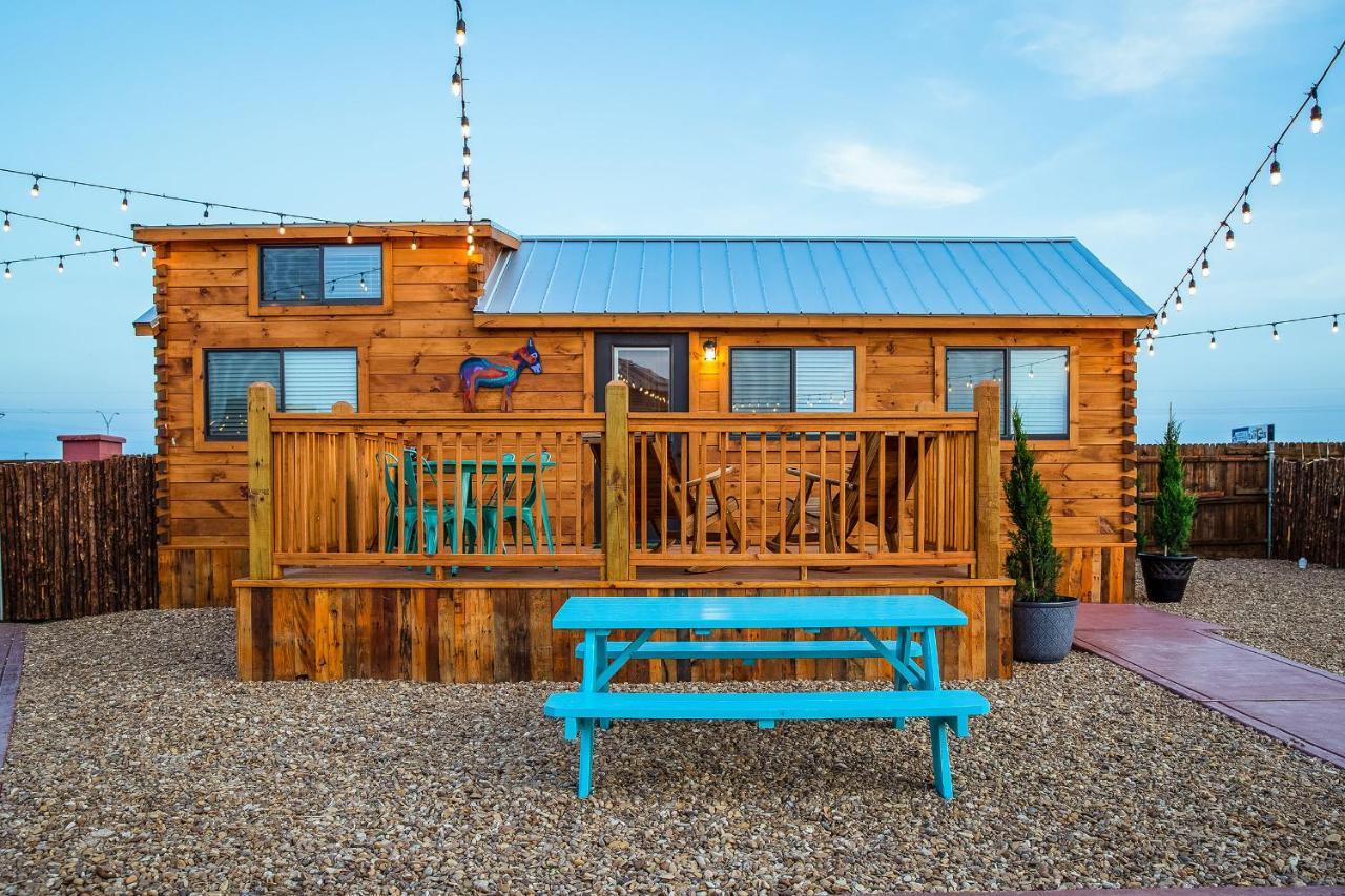 The Big Texan - Cabins And Wagons 애머릴로 외부 사진
